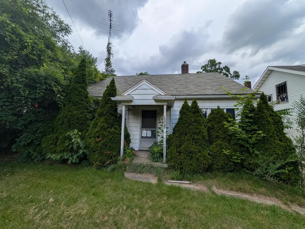 2506 Page Avenue Summit Township MI 49203