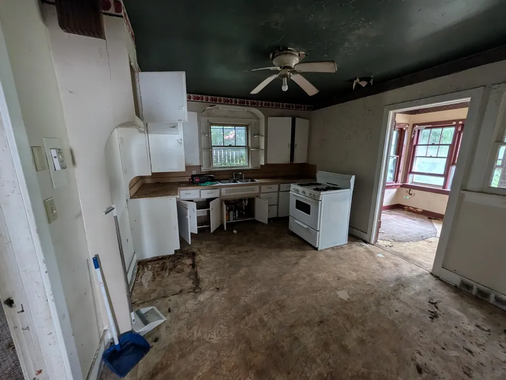 2506 Page Avenue Summit Township MI 49203