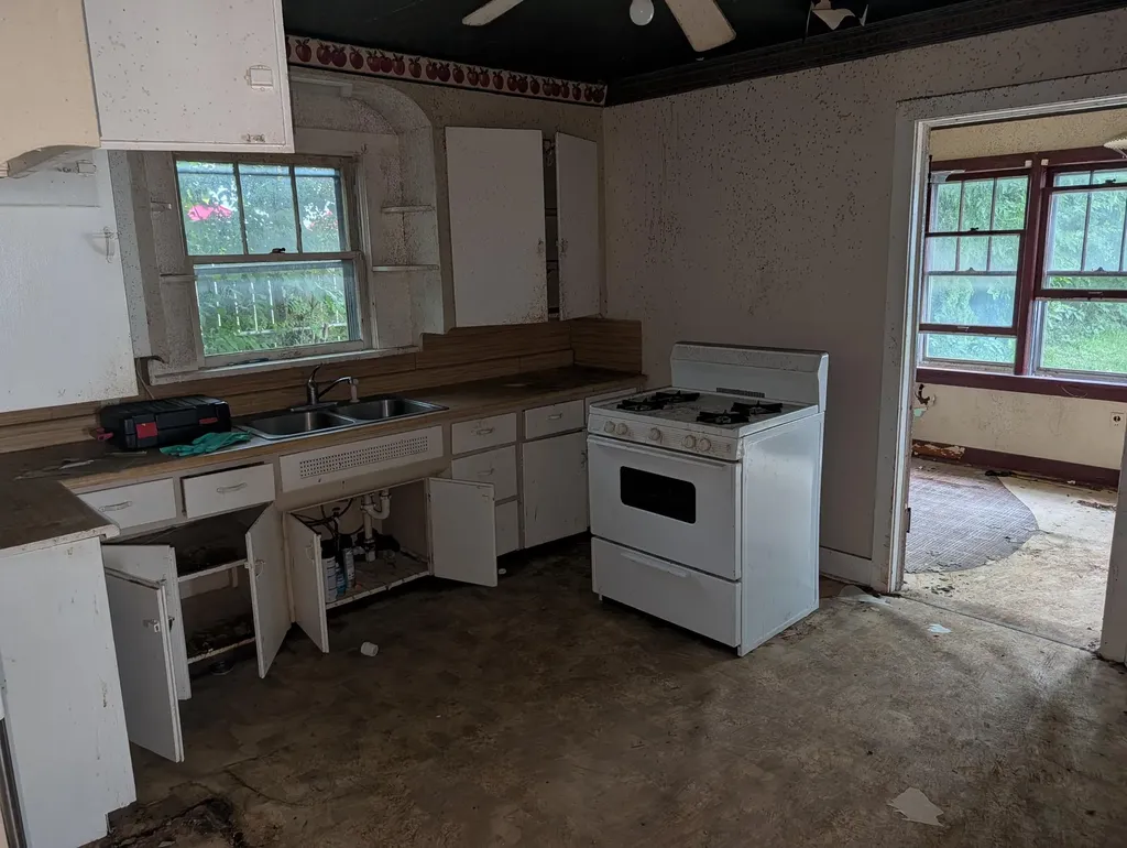 2506 Page Avenue Summit Township MI 49203