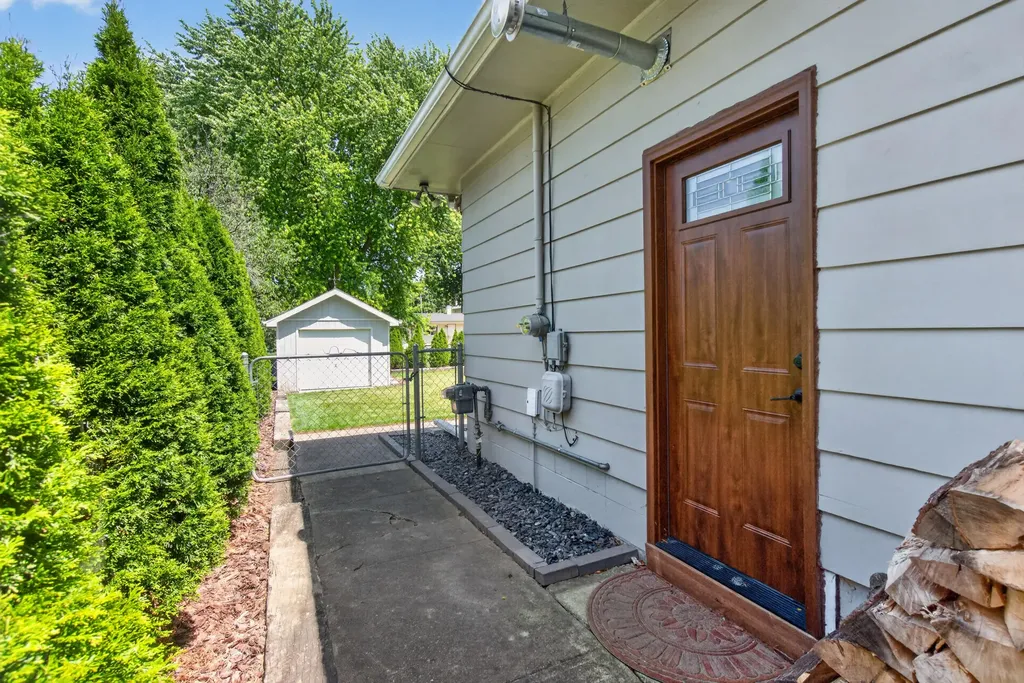 815 Kennedy Street Jackson City MI 49202