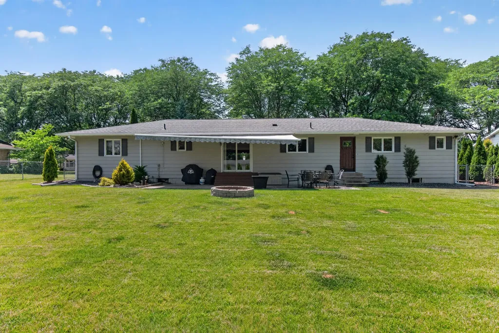 815 Kennedy Street Jackson City MI 49202