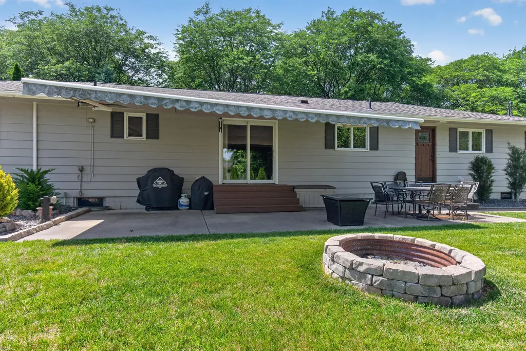 815 Kennedy Street Jackson City MI 49202
