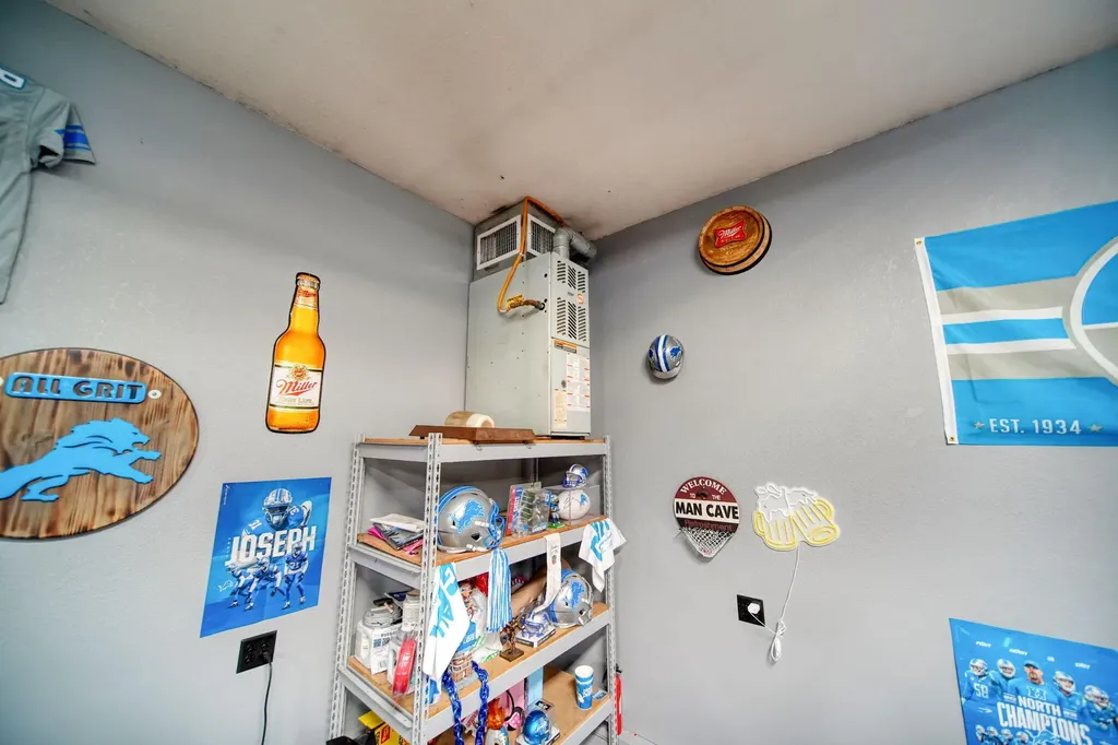 4123 Flansburg Road Leoni Township MI 49203