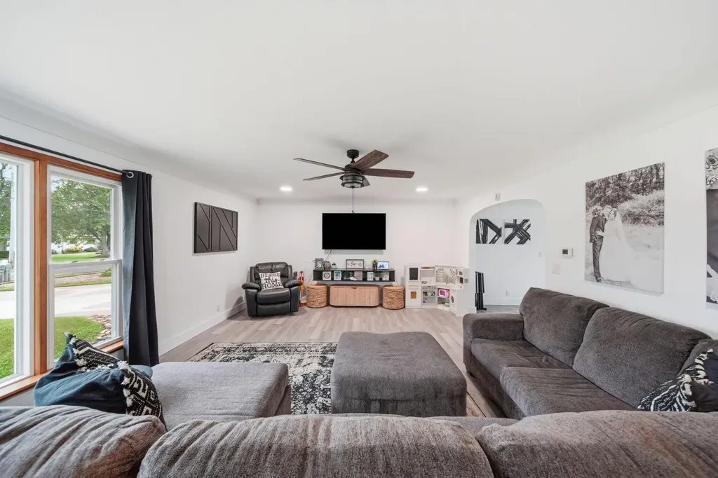 4123 Flansburg Road Leoni Township MI 49203