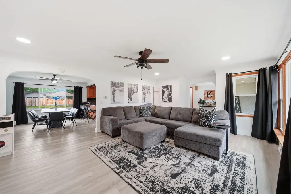 4123 Flansburg Road Leoni Township MI 49203