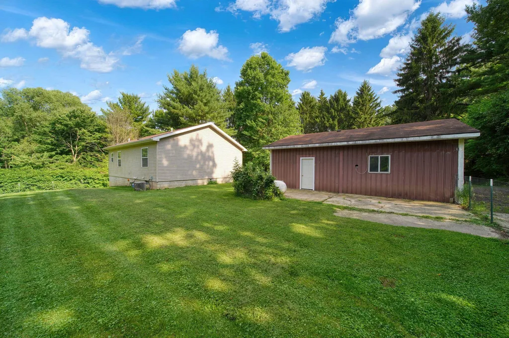 9130 Gordon Road Tompkins Township MI 49269