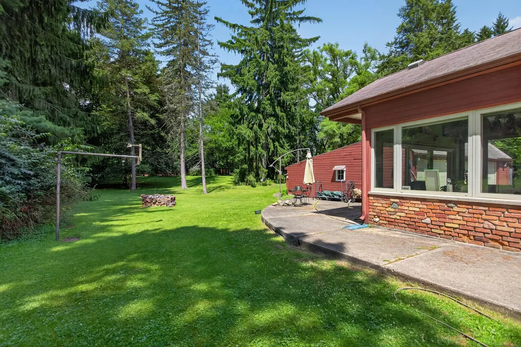 1320 Warren Avenue Summit Township MI 49203