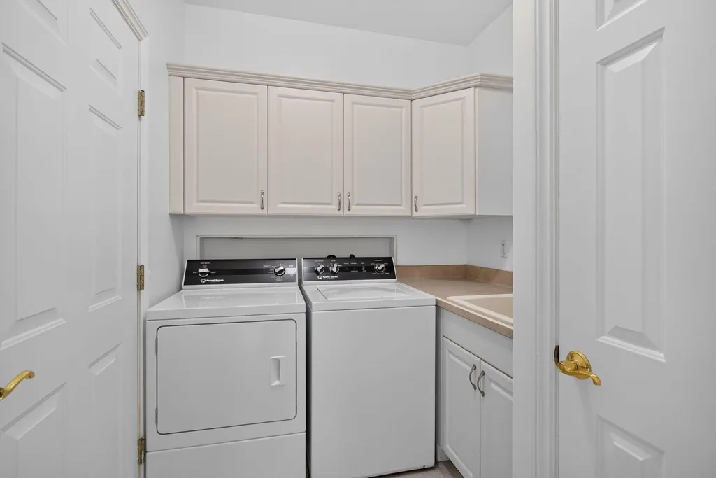 3025 S Wood Dale Drive Summit Township MI 49203