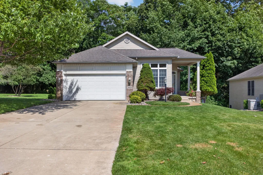 3025 S Wood Dale Drive Summit Township MI 49203