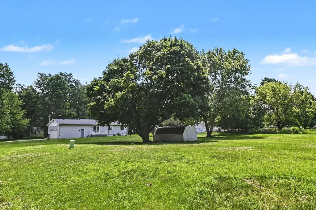 8116 Hyde Road Columbia Township MI 49234