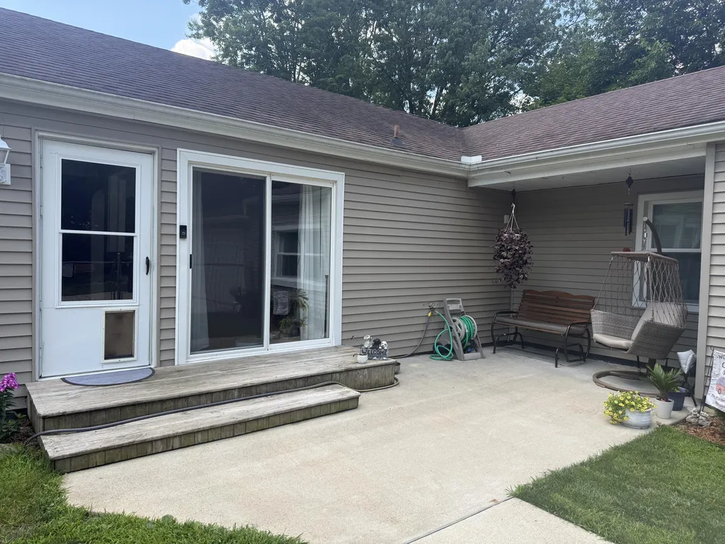 926 Bryant Avenue Jackson City MI 49202