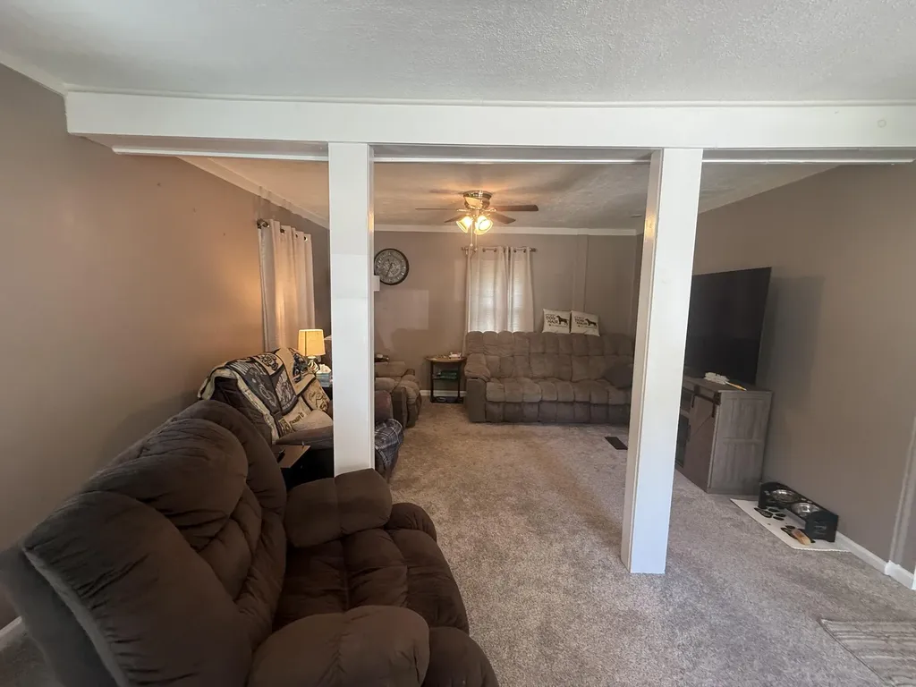 926 Bryant Avenue Jackson City MI 49202