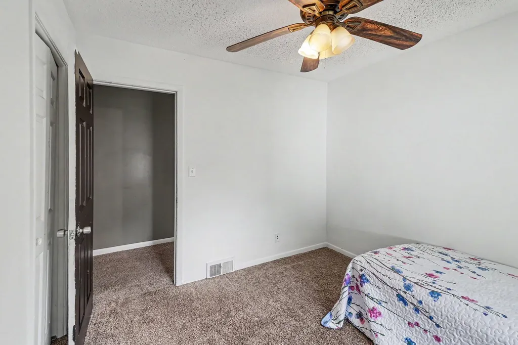 1127 S Brown Street Jackson City MI 49203
