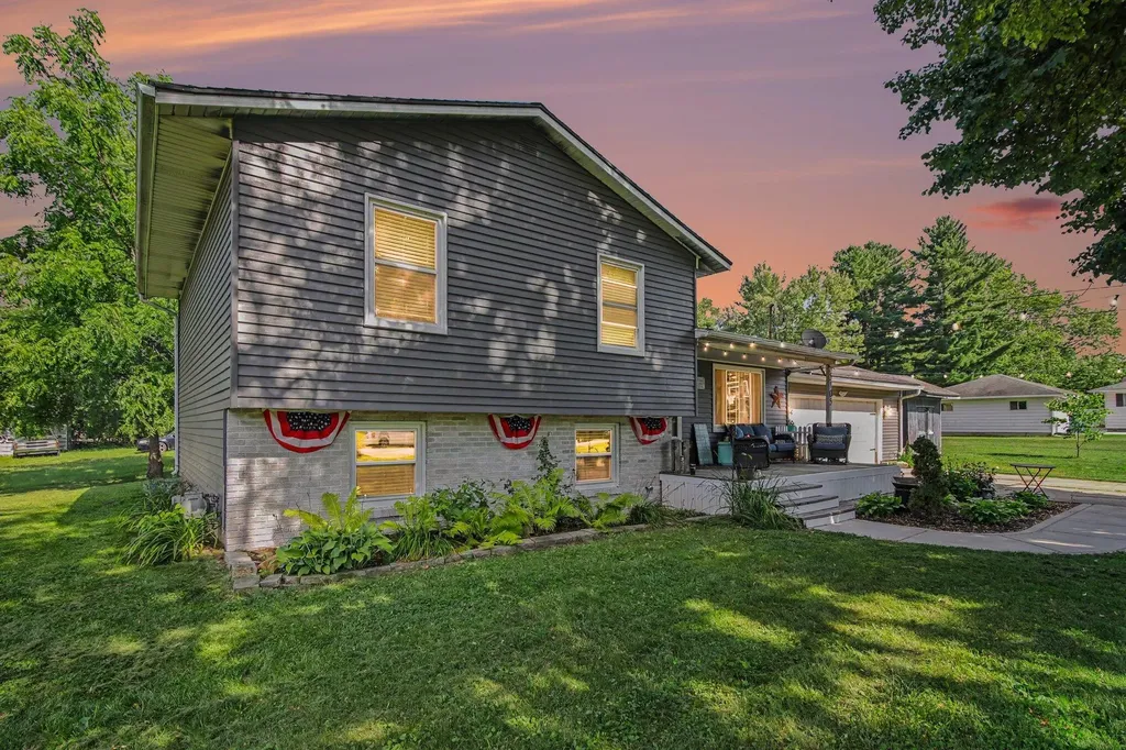 5105 Sharon Drive Summit Township MI 49203