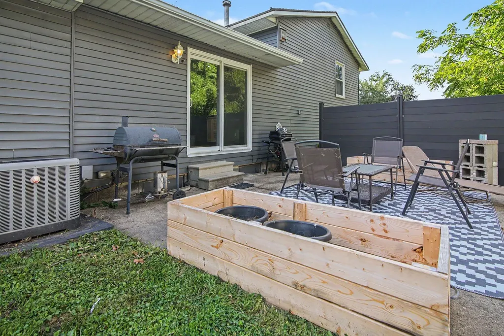 5105 Sharon Drive Summit Township MI 49203