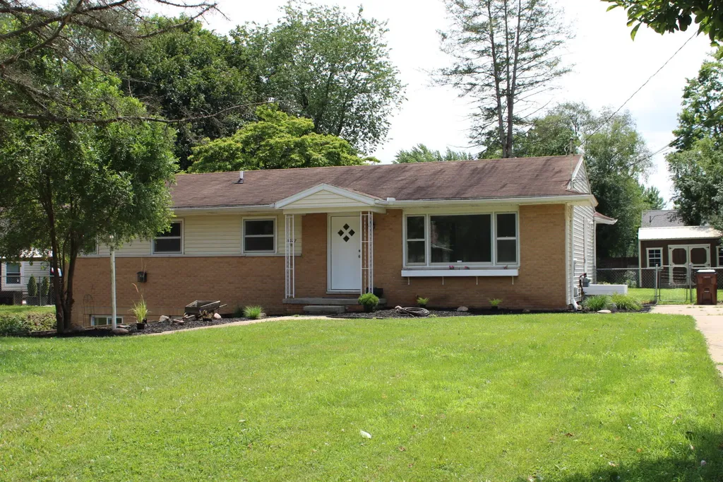 3027 Tulsa Drive N Jackson City MI 49203
