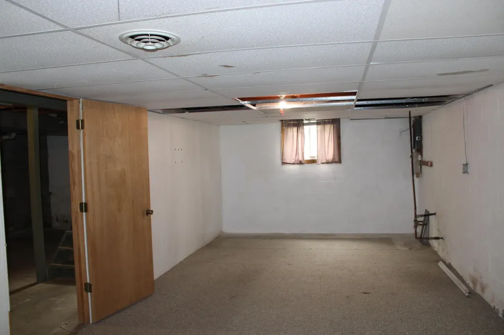 3027 Tulsa Drive N Jackson City MI 49203