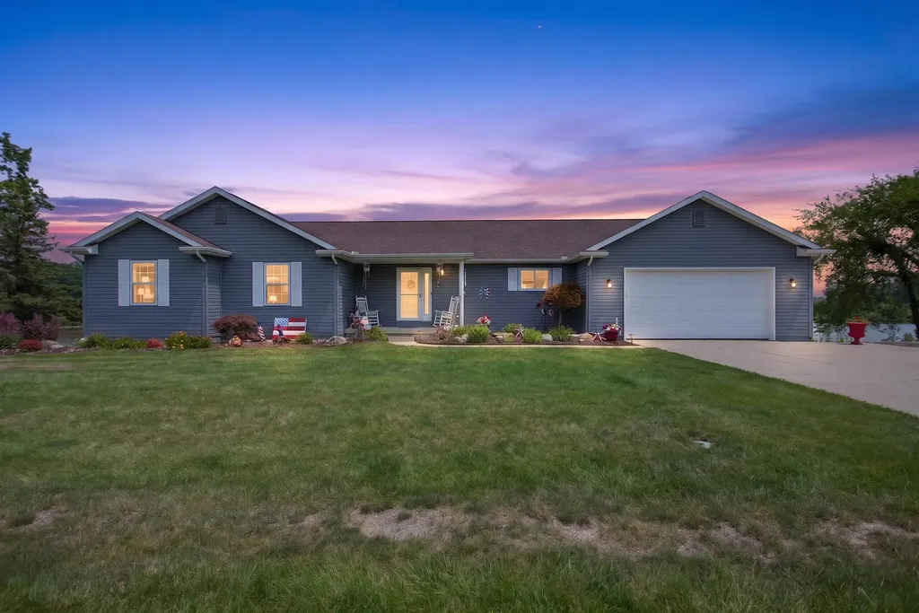 7070 Donegal Drive Cambridge Township MI 49265