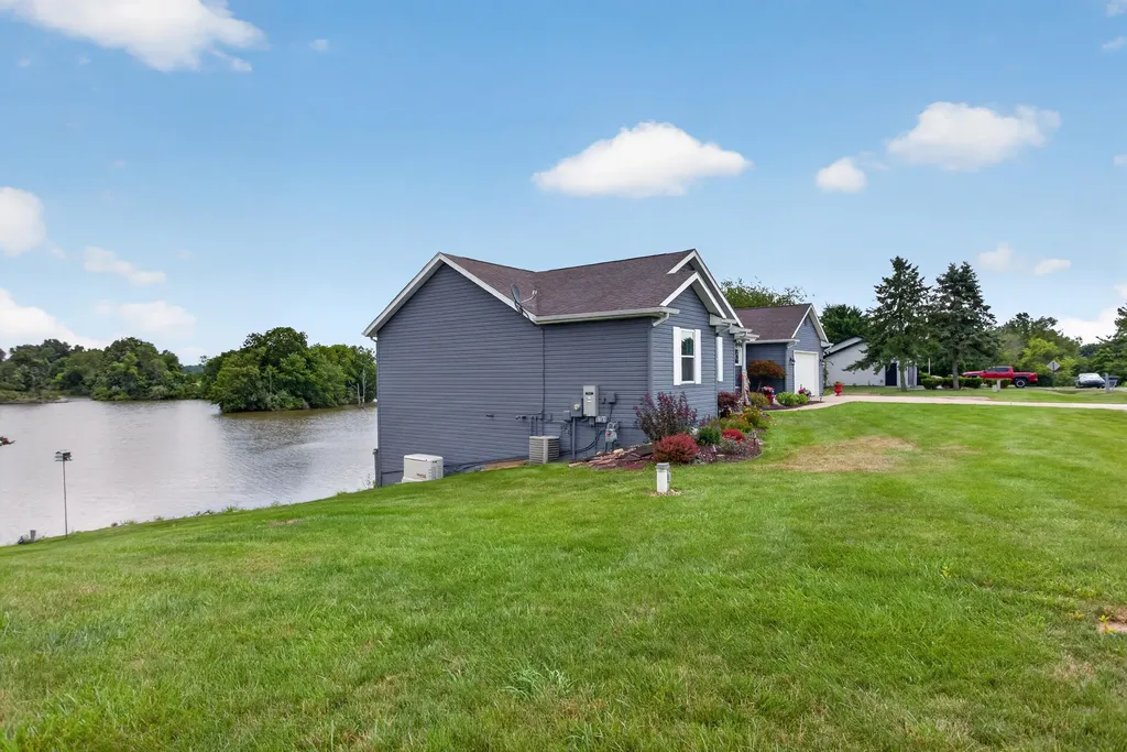 7070 Donegal Drive Cambridge Township MI 49265