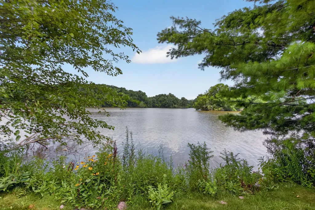 7070 Donegal Drive Cambridge Township MI 49265