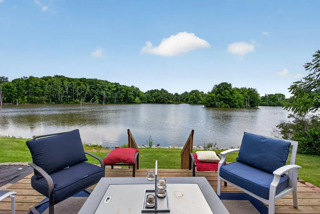 7070 Donegal Drive Cambridge Township MI 49265