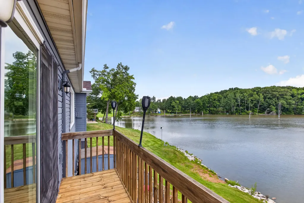 7070 Donegal Drive Cambridge Township MI 49265