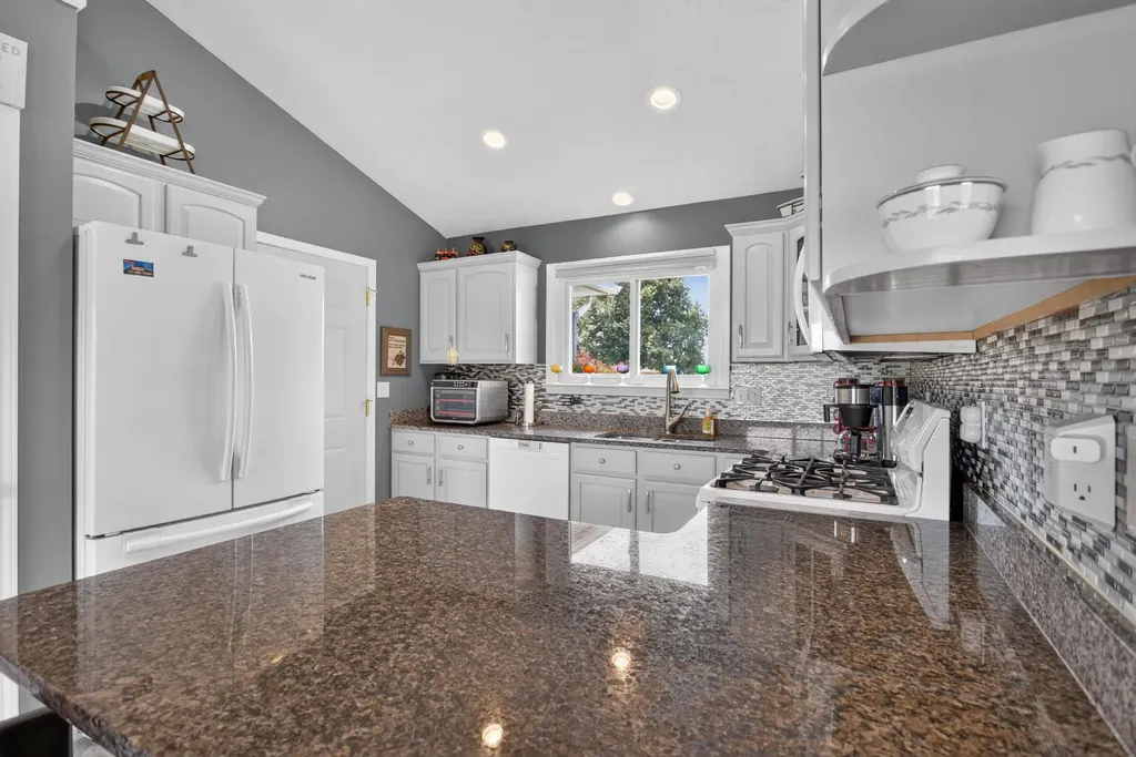 7070 Donegal Drive Cambridge Township MI 49265