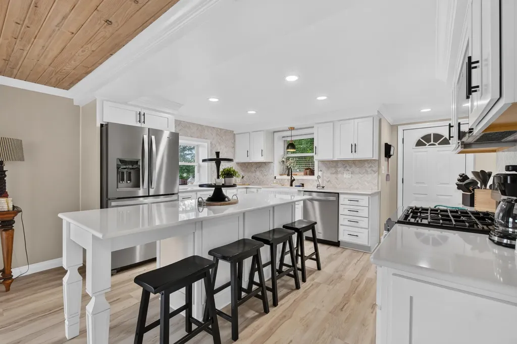 12459 Crystal Lake Drive S Somerset Township MI 49233
