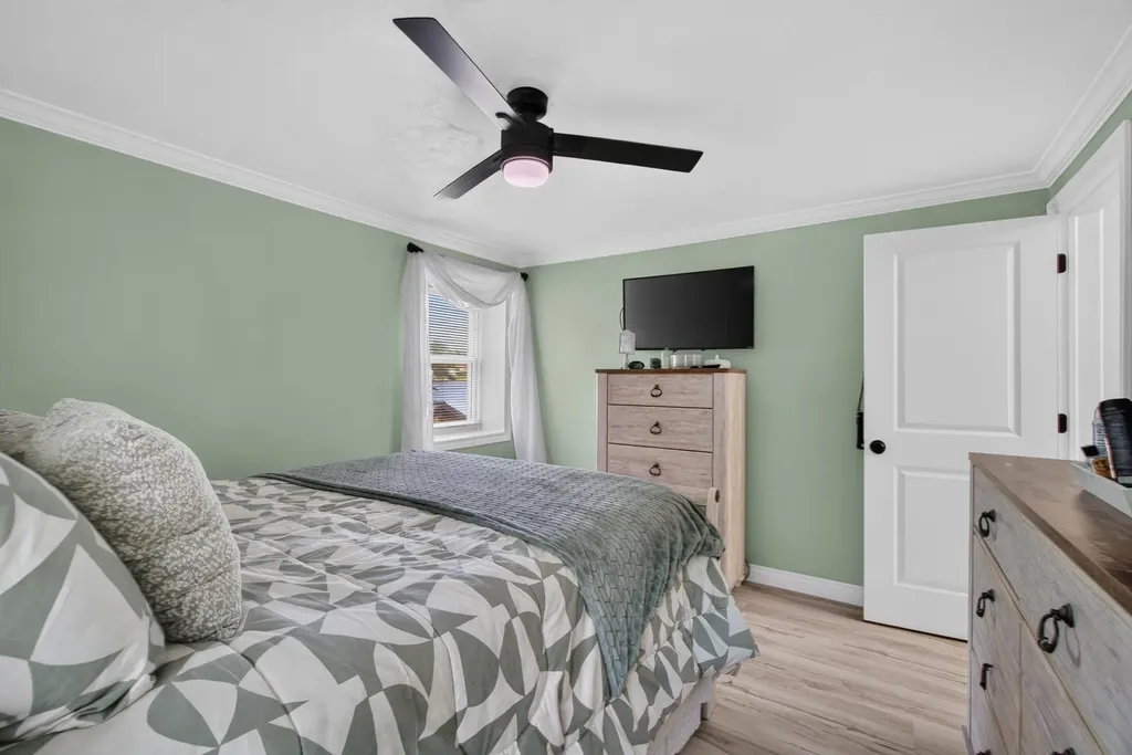 12459 Crystal Lake Drive S Somerset Township MI 49233