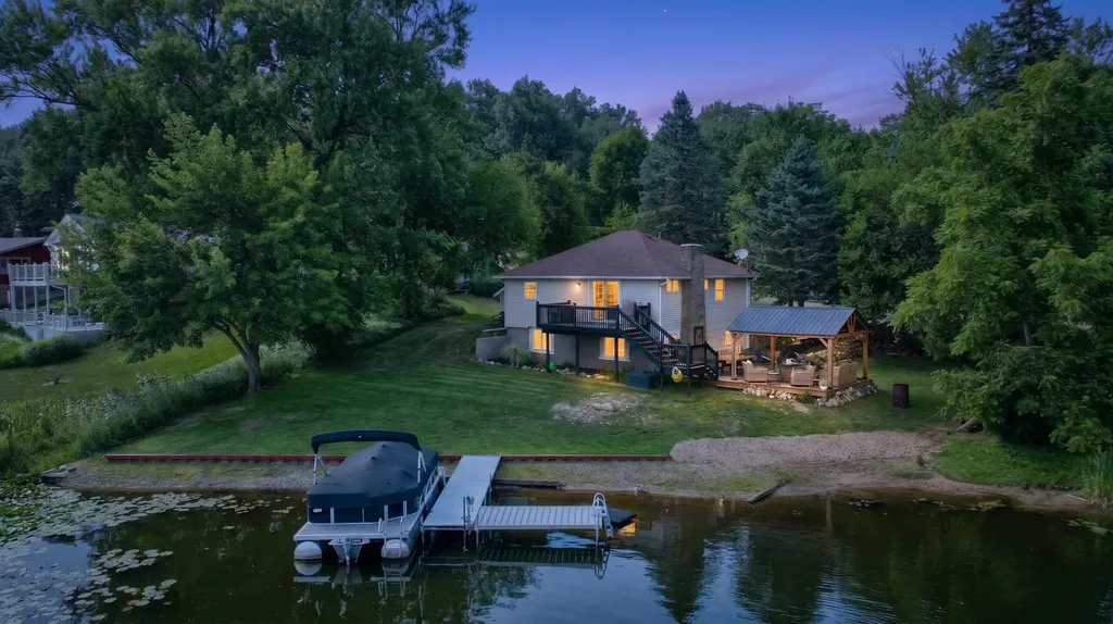 12459 Crystal Lake Drive S Somerset Township MI 49233