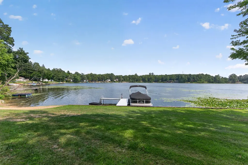 12459 Crystal Lake Drive S Somerset Township MI 49233