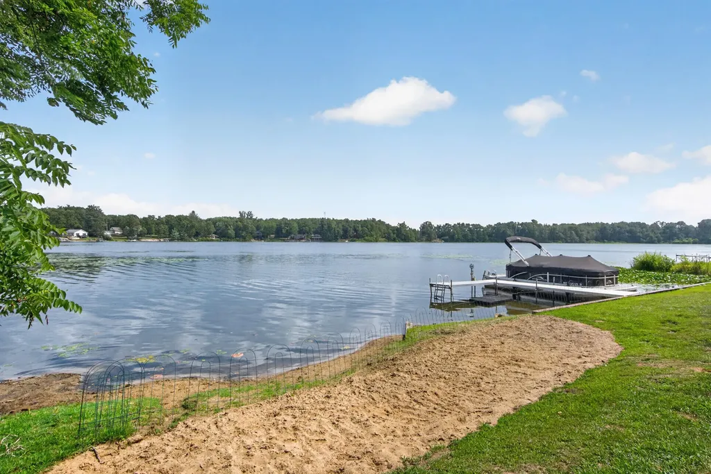12459 Crystal Lake Drive S Somerset Township MI 49233