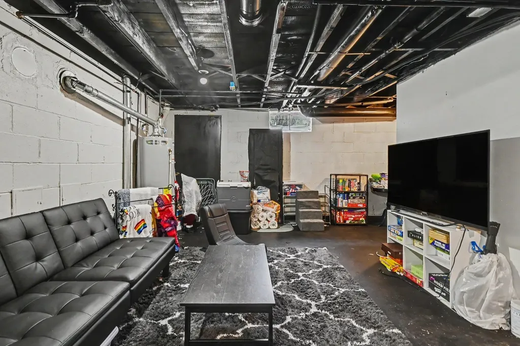 325 Burt Avenue Blackman Charter Township MI 49201