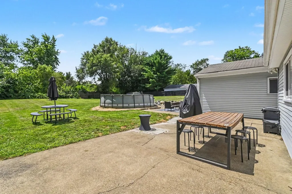 325 Burt Avenue Blackman Charter Township MI 49201