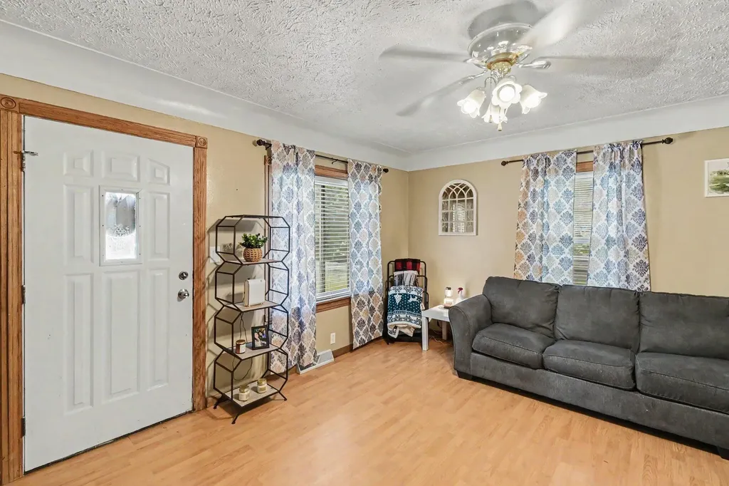 325 Burt Avenue Blackman Charter Township MI 49201