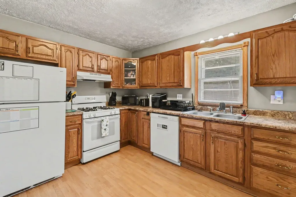 325 Burt Avenue Blackman Charter Township MI 49201