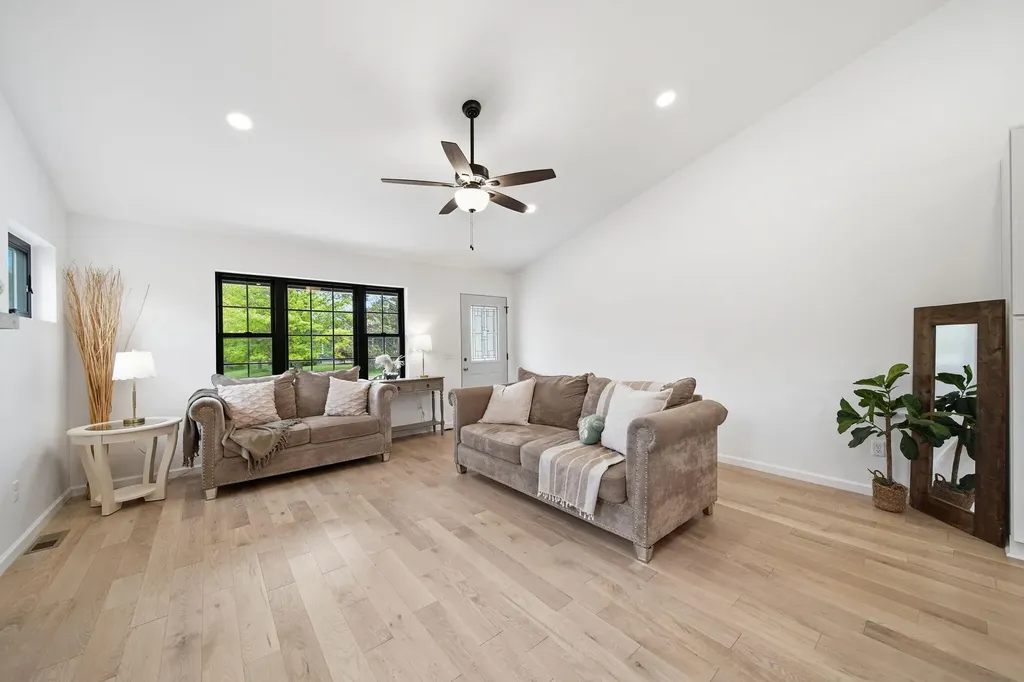 237 Ambler Drive Columbia Township MI 49230