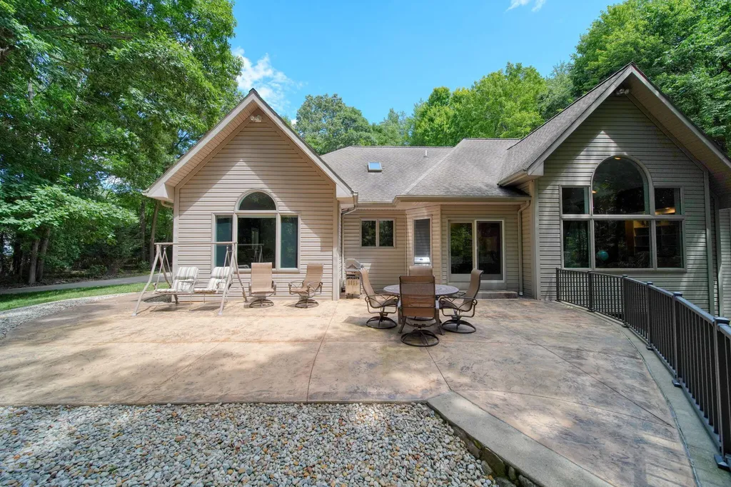 2500 Reynolds Road Spring Arbor Township MI 49201