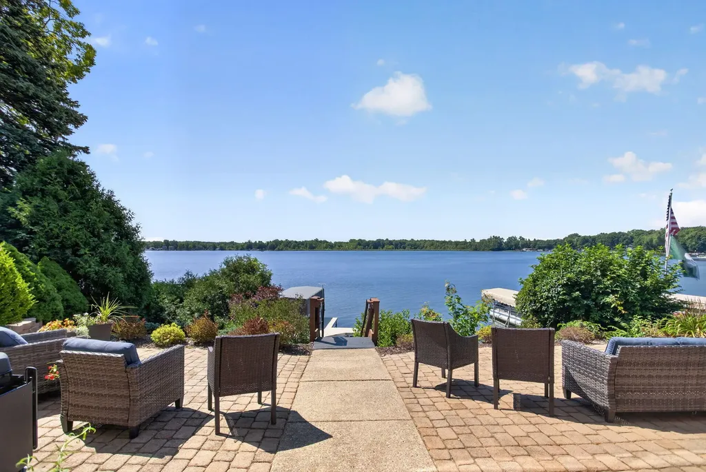2175 Wamplers Heights Drive Norvell Township MI 49230