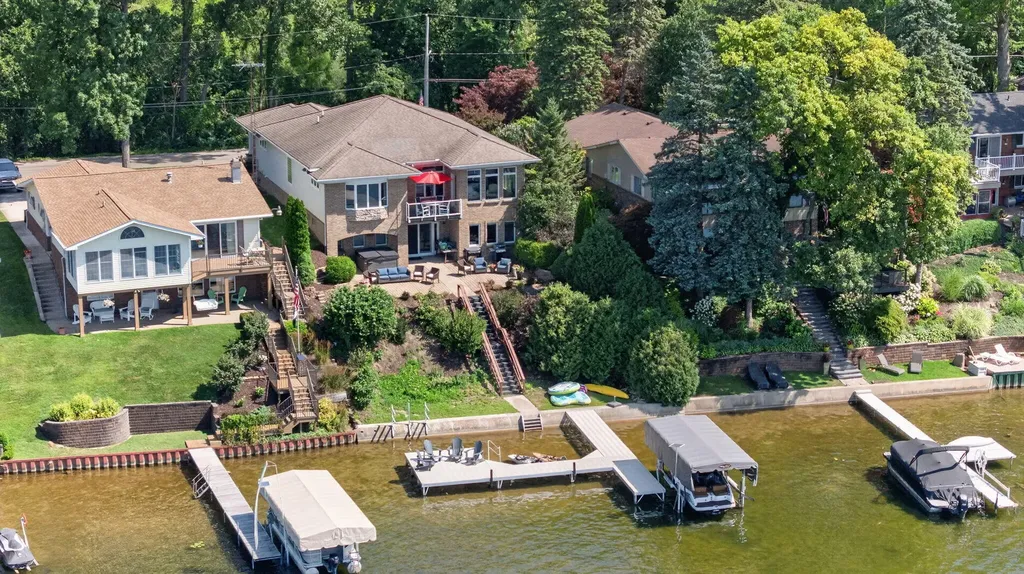 2175 Wamplers Heights Drive Norvell Township MI 49230