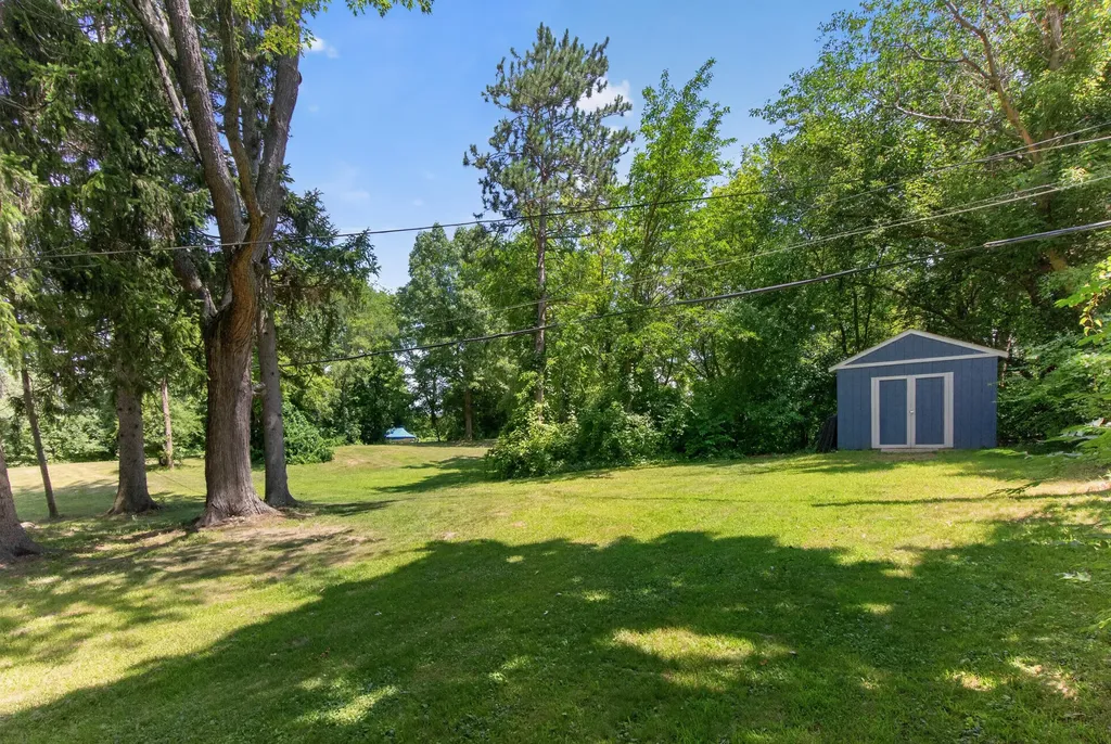 1227 Wayne Street Blackman Charter Township MI 49202