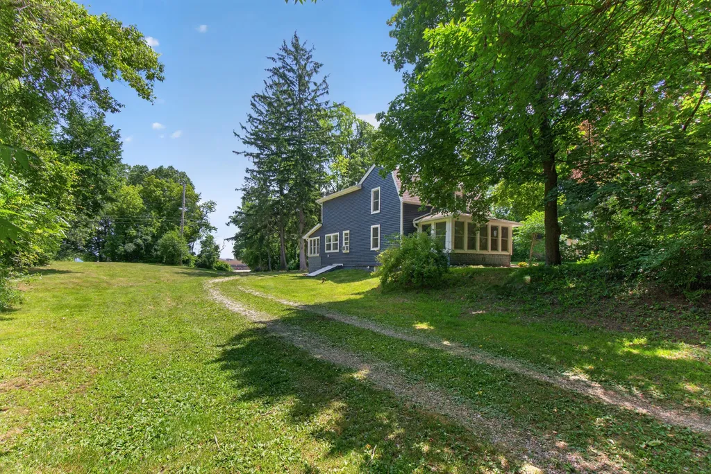 1227 Wayne Street Blackman Charter Township MI 49202
