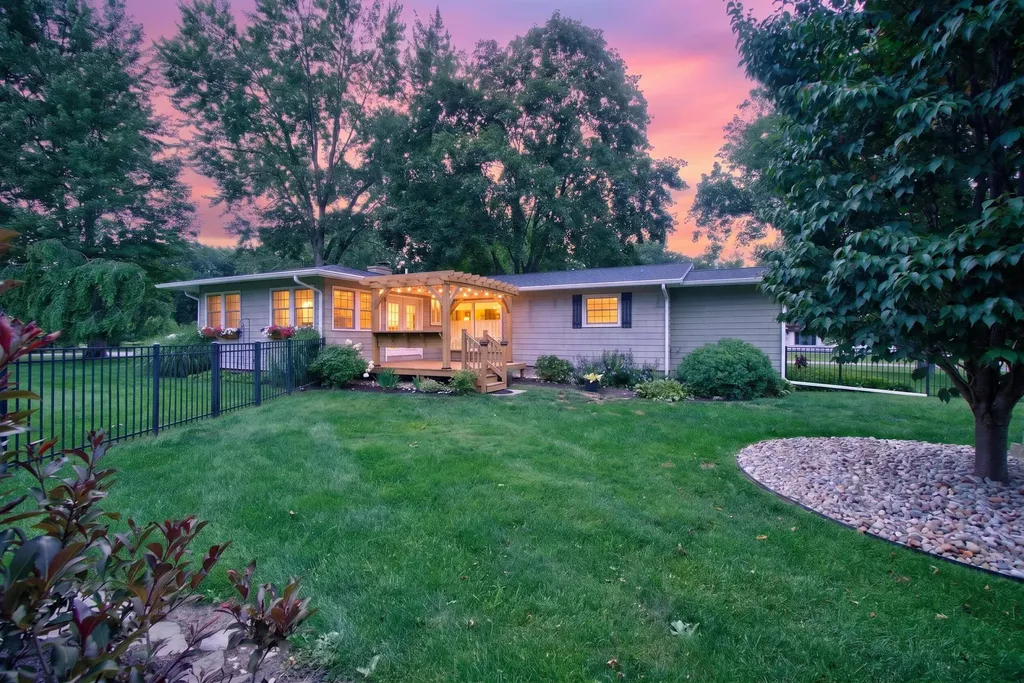 3129 Happy Valley Road Summit Township MI 49203