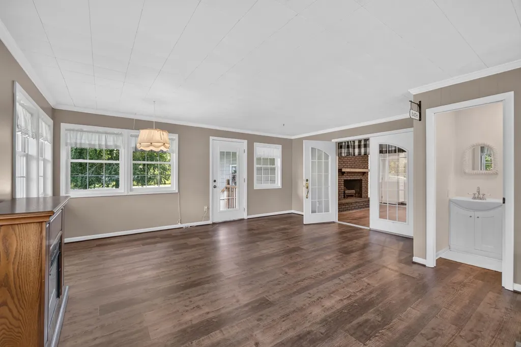 3129 Happy Valley Road Summit Township MI 49203