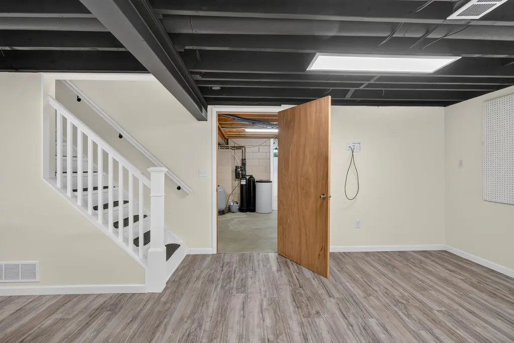 3129 Happy Valley Road Summit Township MI 49203
