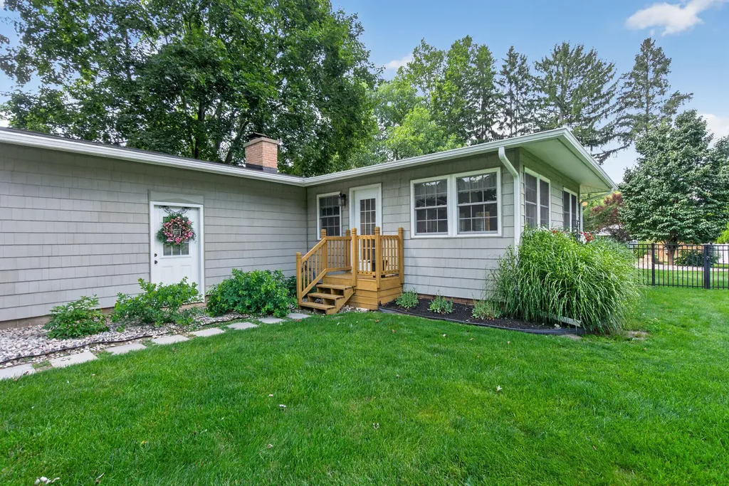 3129 Happy Valley Road Summit Township MI 49203