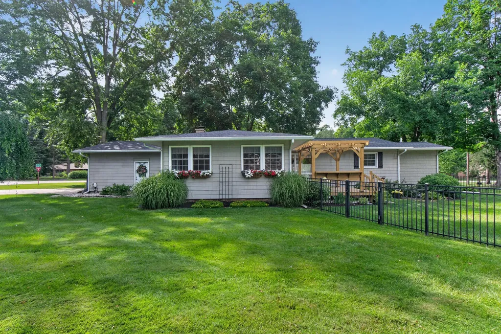 3129 Happy Valley Road Summit Township MI 49203