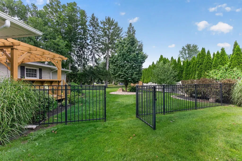 3129 Happy Valley Road Summit Township MI 49203