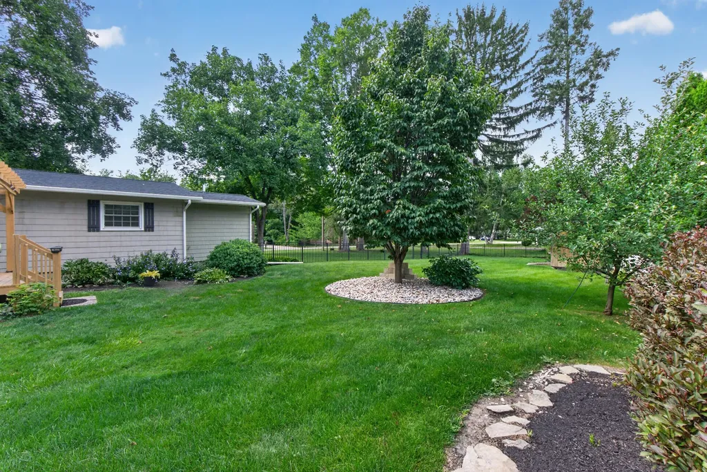 3129 Happy Valley Road Summit Township MI 49203