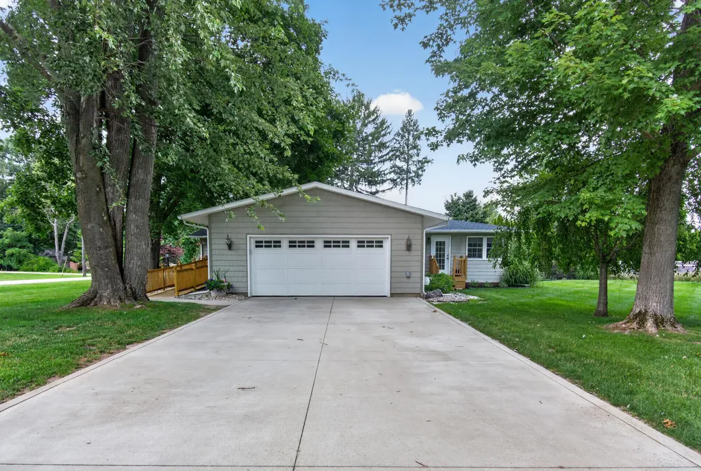 3129 Happy Valley Road Summit Township MI 49203